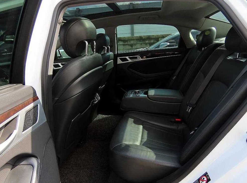 현대 제네시스 G330 프리미엄 AWD 사진 6