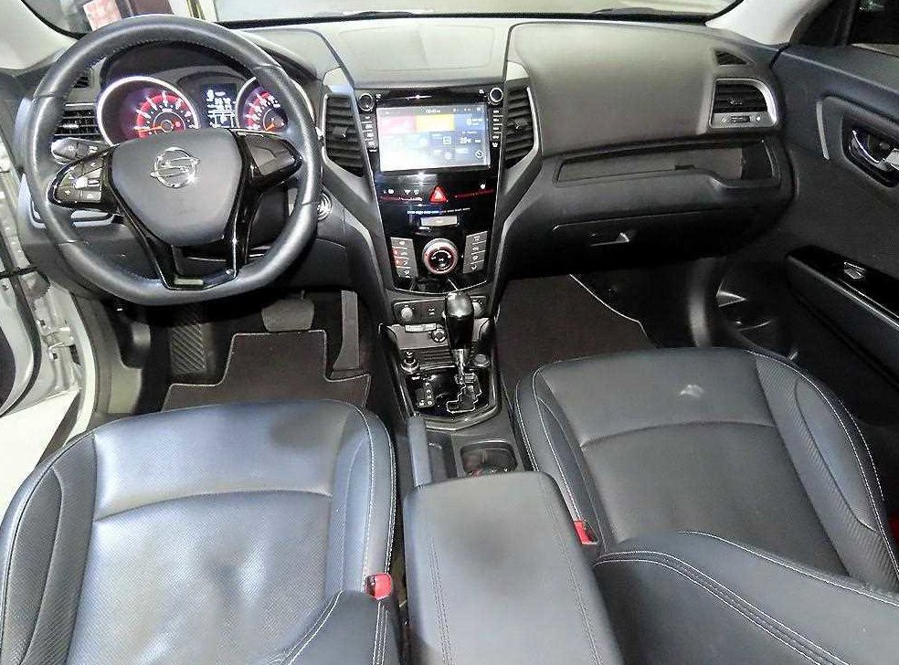 KG모빌리티(쌍용)  티볼리 가솔린 2WD 1.6 VX 사진 10