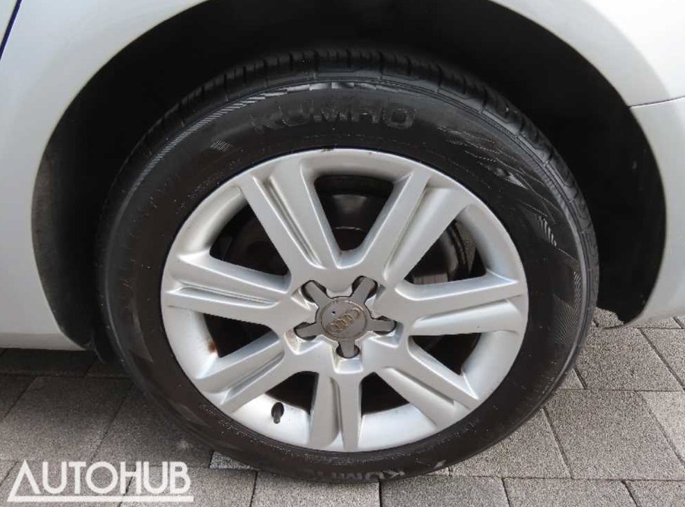 아우디 A4 2.0 TDI 사진 18