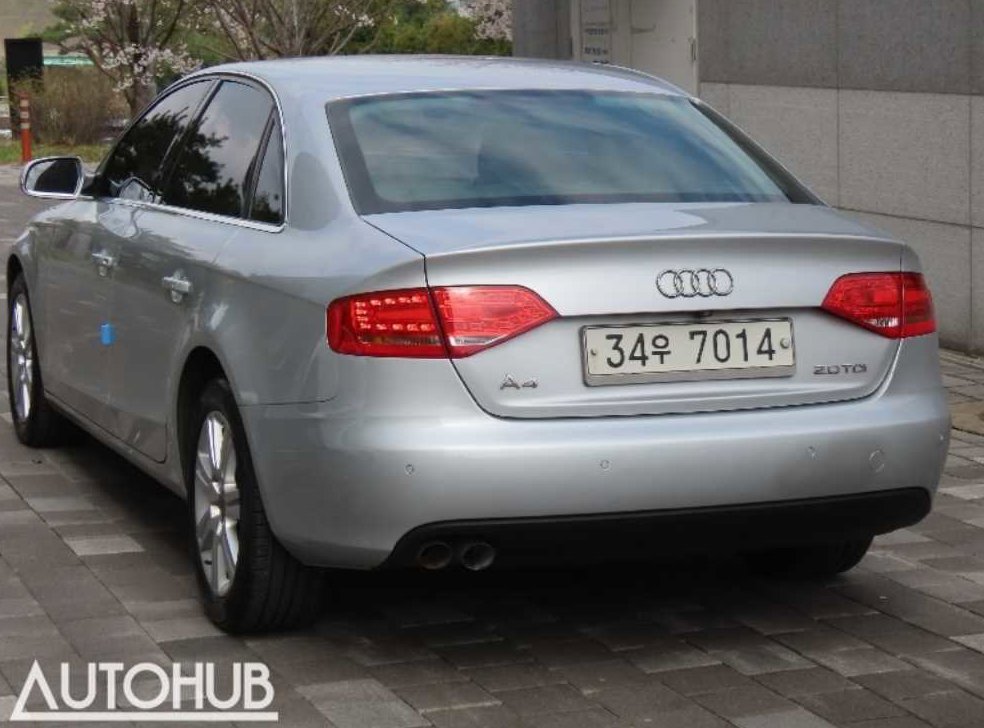 아우디 A4 2.0 TDI 사진 4