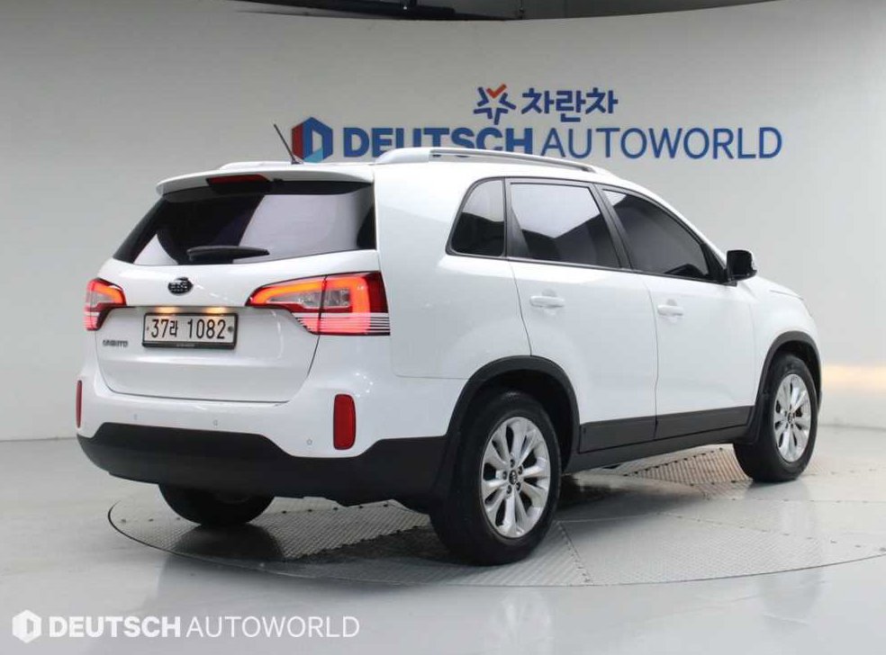 기아 쏘렌토 2WD 2.0 럭셔리 사진 3