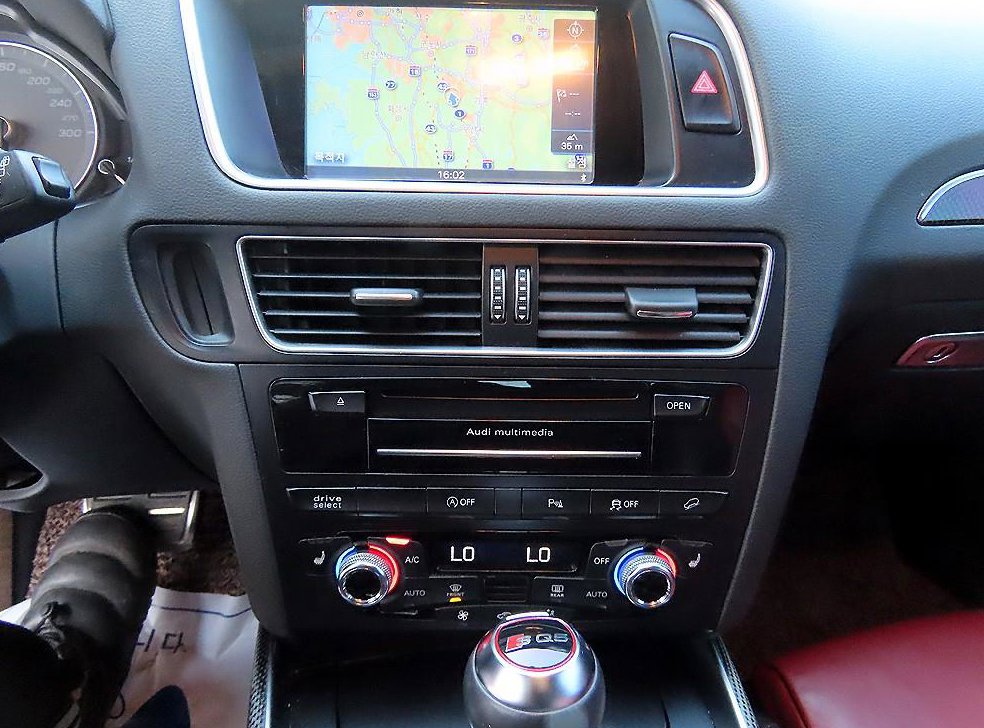 아우디 SQ5 3.0 TDI 콰트로 사진 13