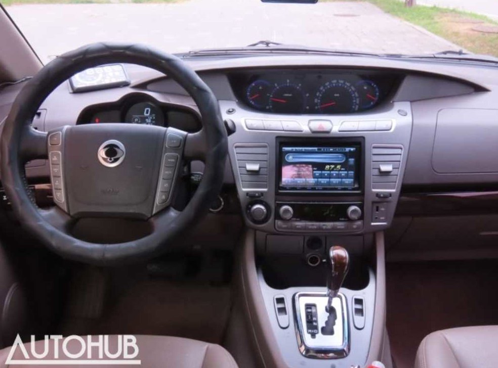 KG모빌리티(쌍용)  코란도 4WD 샤토 사진 16