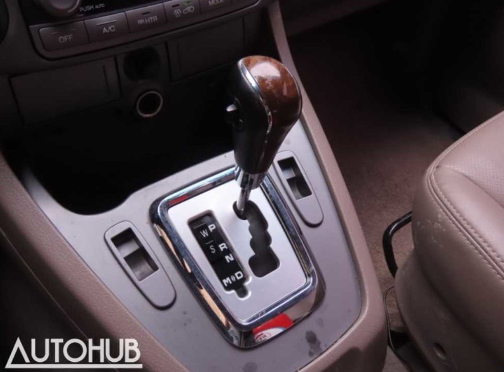 KG모빌리티(쌍용)  코란도 4WD 샤토 사진 6