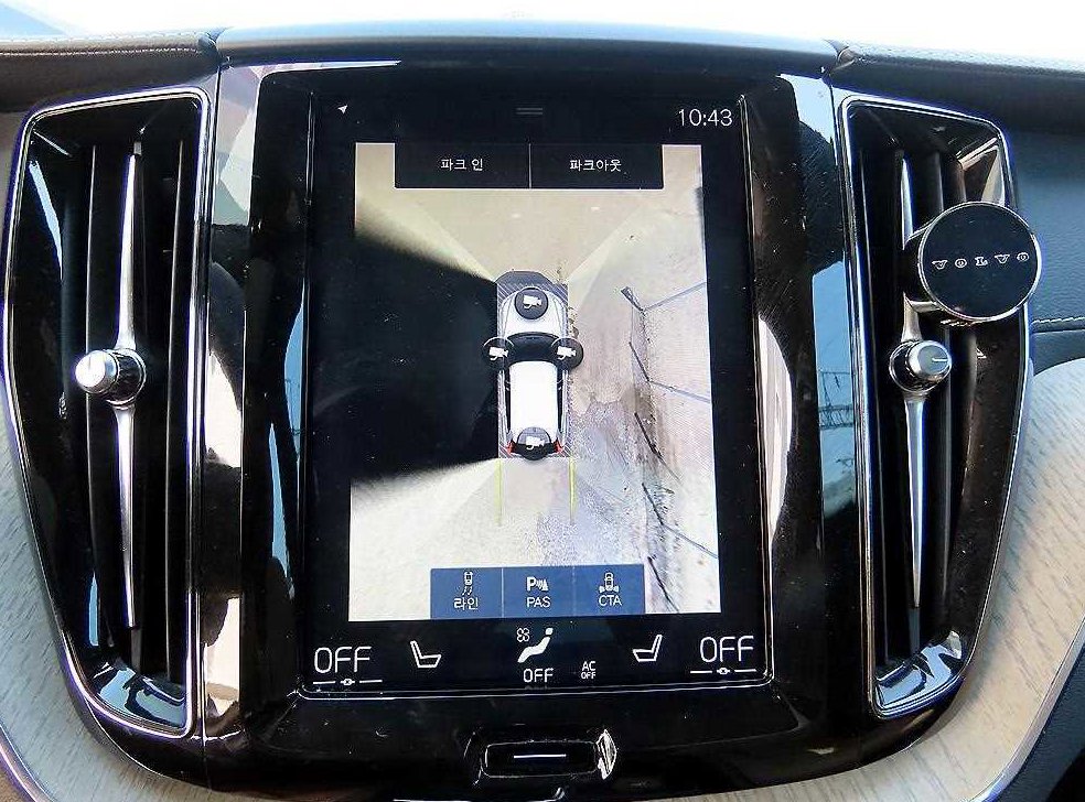 볼보 XC60 D5 AWD 인스크립션 사진 13