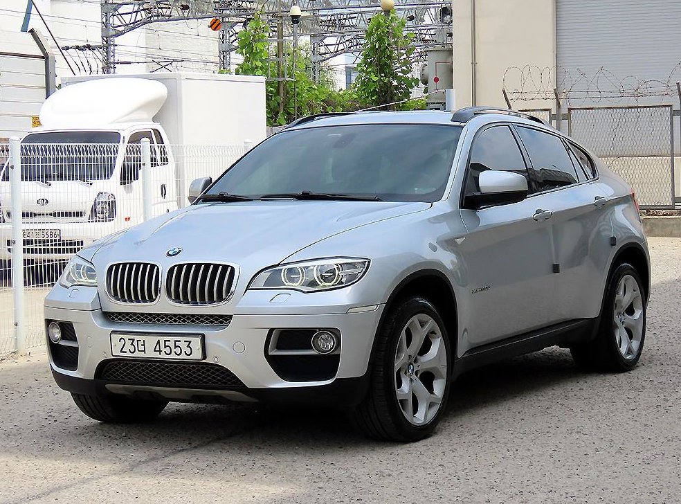 BMW X6 xDrive 40d 사진 2