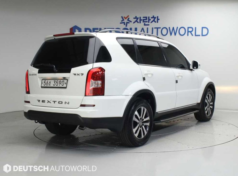 KG모빌리티(쌍용)  렉스턴 2.0  4WD RX7 사진 2