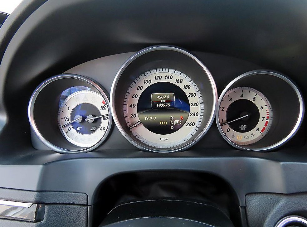 벤츠 E 클래스 E200 카브리올레 사진 15
