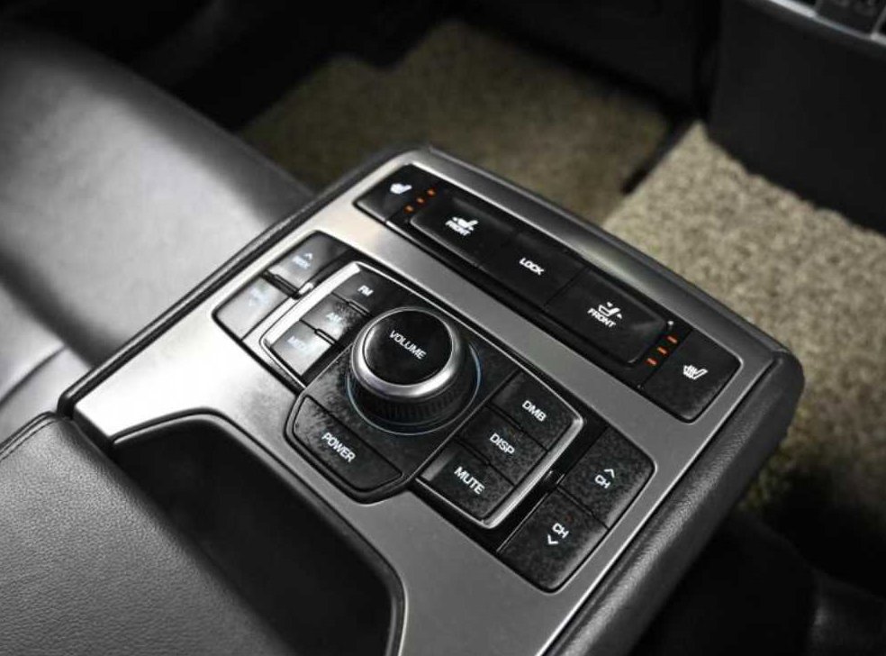 현대 제네시스 G330 모던 AWD 사진 16