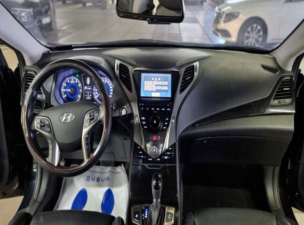현대 그랜저 HG300 PRIME 사진 11
