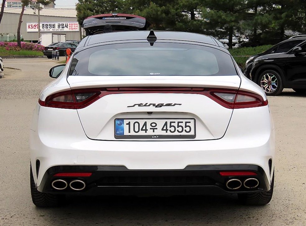 기아 스팅어 디젤 2.2 AWD 사진 4