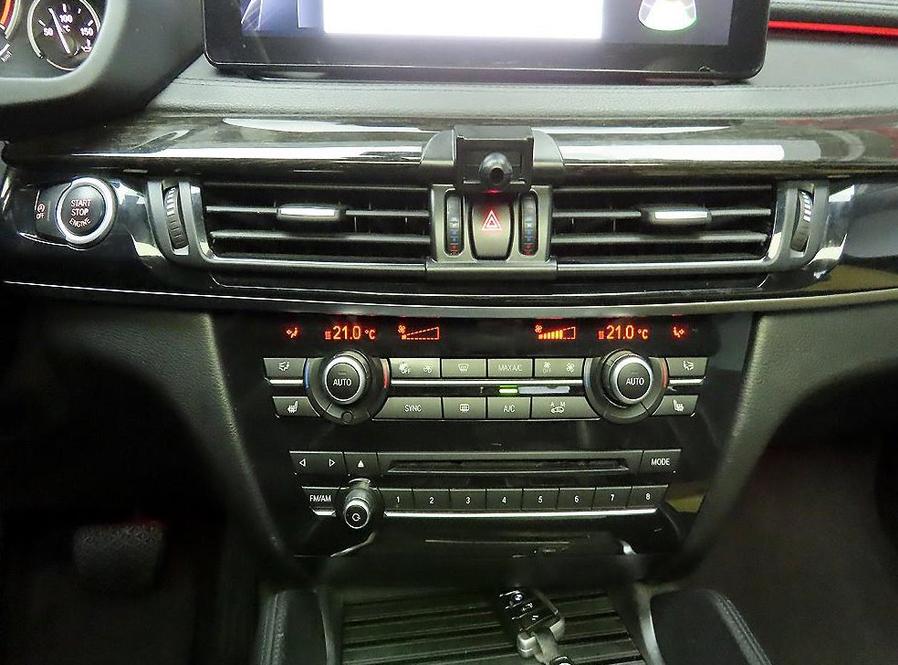 BMW X6 xDrive 30d 사진 15
