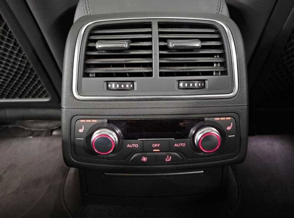 아우디 A7 55 TDI 콰트로 사진 17