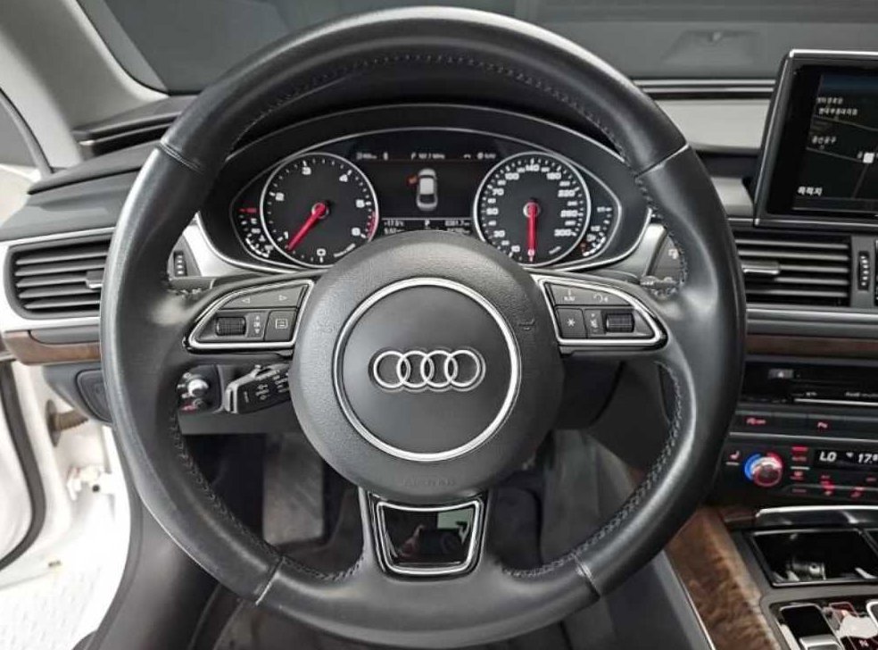 아우디 A7 55 TDI 콰트로 사진 7