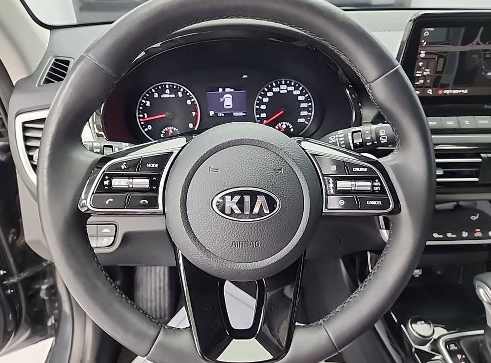 기아 셀토스 가솔린 1.6 터보 2WD 사진 9