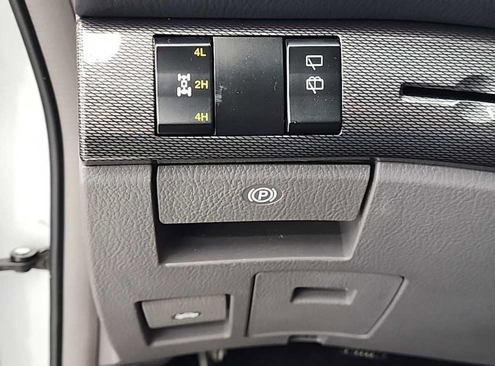 KG모빌리티(쌍용)  코란도 4WD LT 사진 18