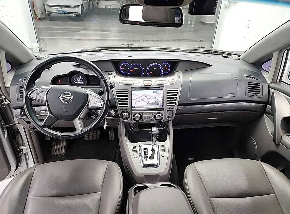 KG모빌리티(쌍용)  코란도 4WD LT 사진 7