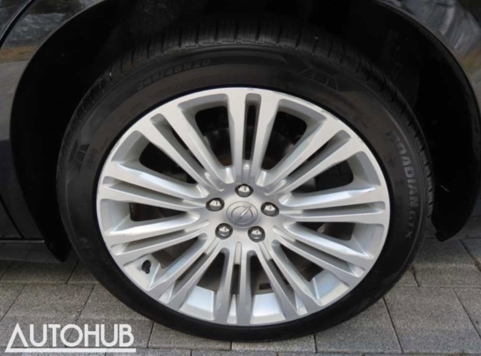 크라이슬러 300C 3.6 사진 18