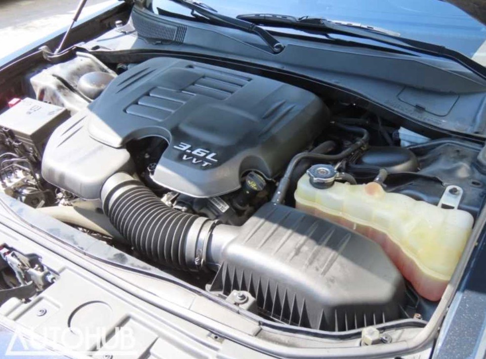 크라이슬러 300C 3.6 사진 5