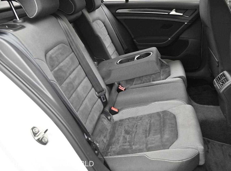 폭스바겐 골프 1.6 TDI 사진 12