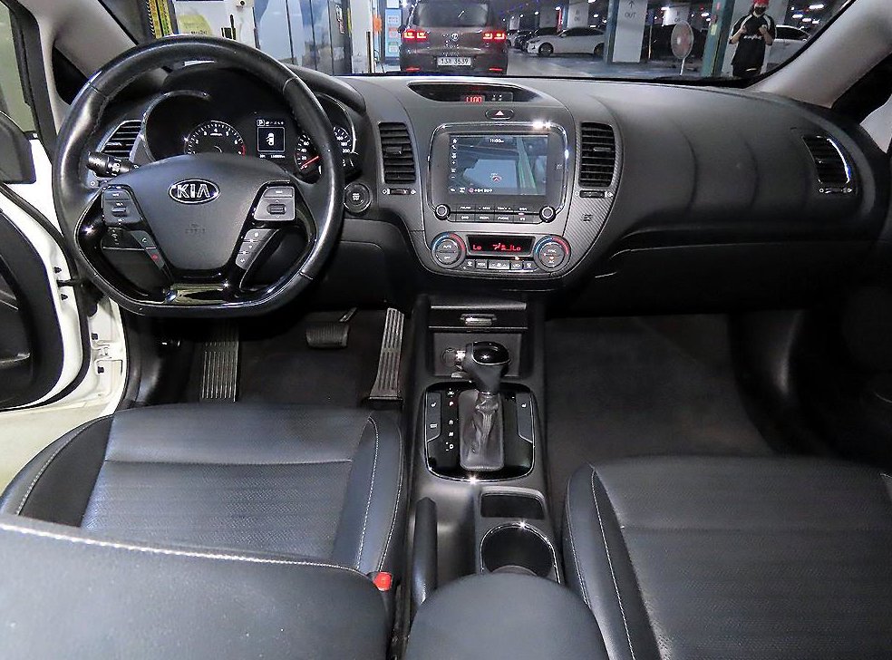 기아 K3 1.6 GDI 트렌디 사진 10
