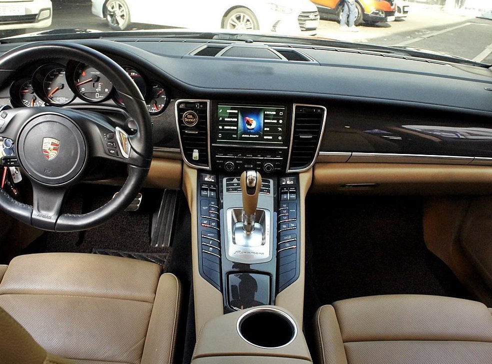 포르쉐 파나메라 3.6 AWD 사진 7