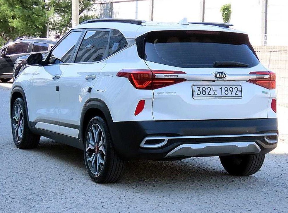 기아 셀토스 디젤 1.6 2WD 사진 3