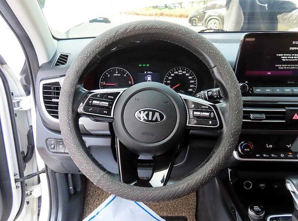 기아 셀토스 디젤 1.6 2WD 사진 8