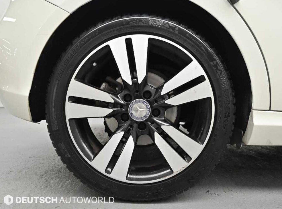 벤츠 A 클래스 A180 CDI 나이트 사진 5