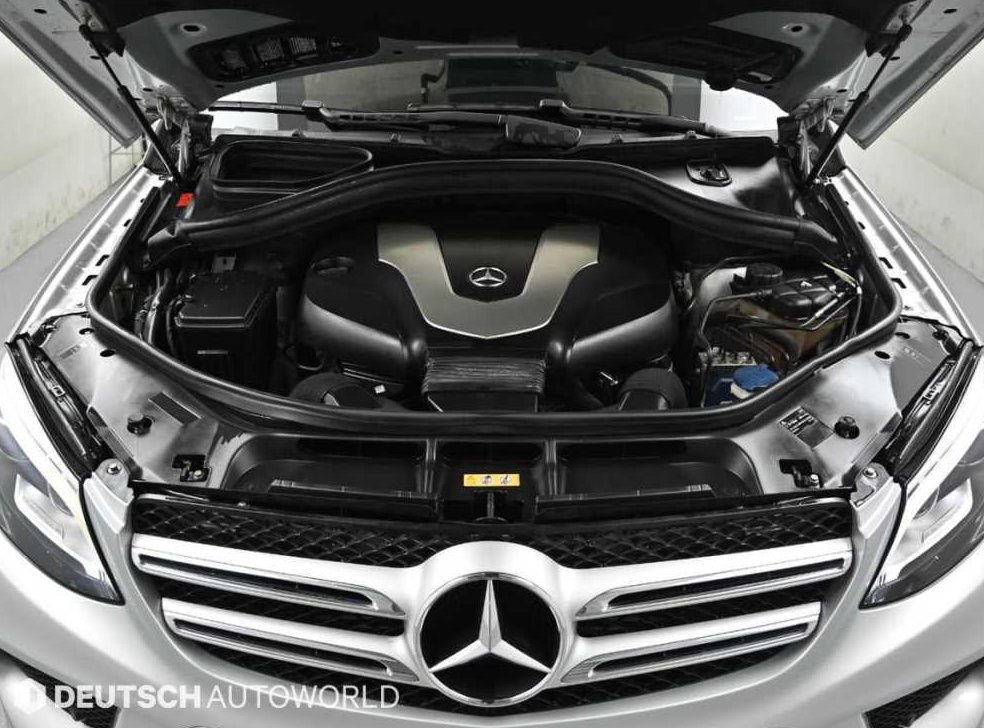 벤츠 GLE 클래스 GLE 350 d 4MATIC 사진 6