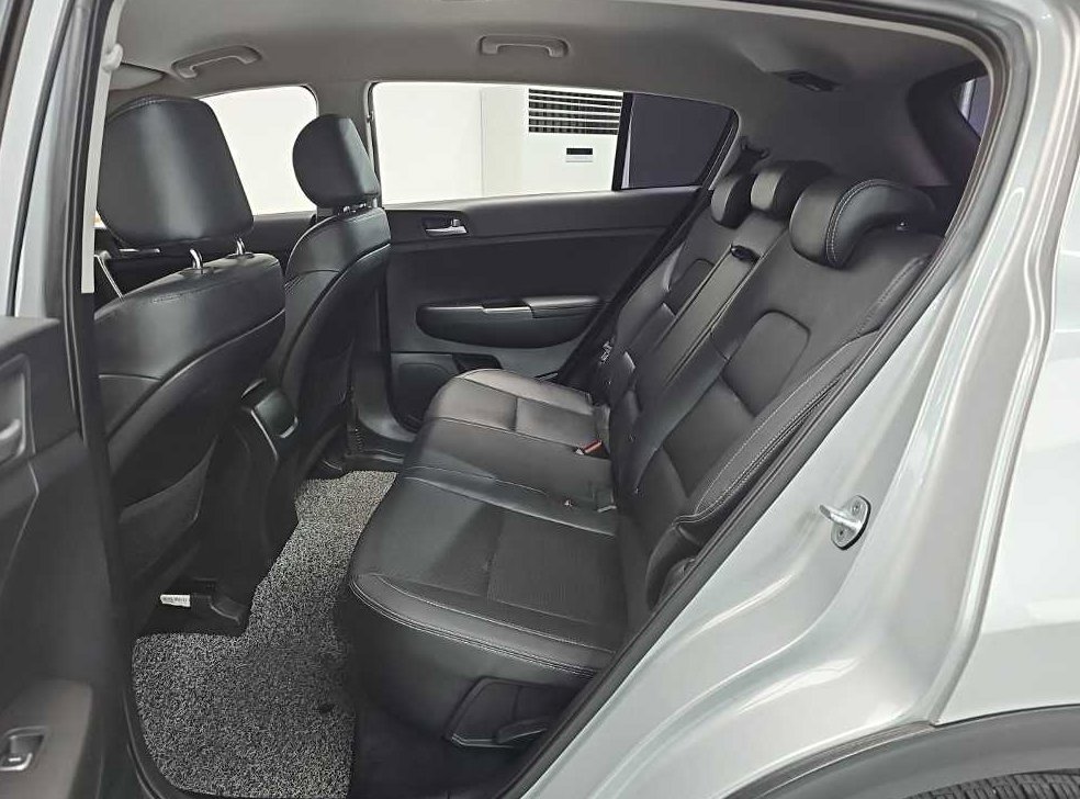 기아 스포티지 디젤 2.0 2WD 프레스티지 사진 12