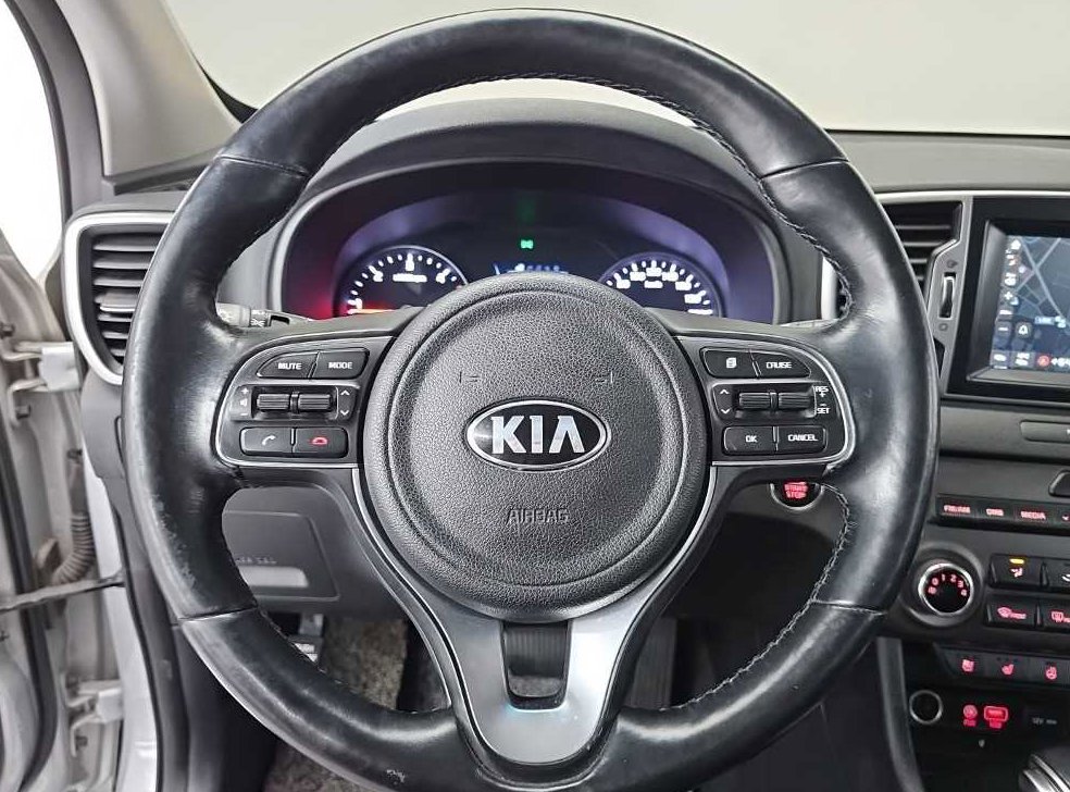 기아 스포티지 디젤 2.0 2WD 프레스티지 사진 9