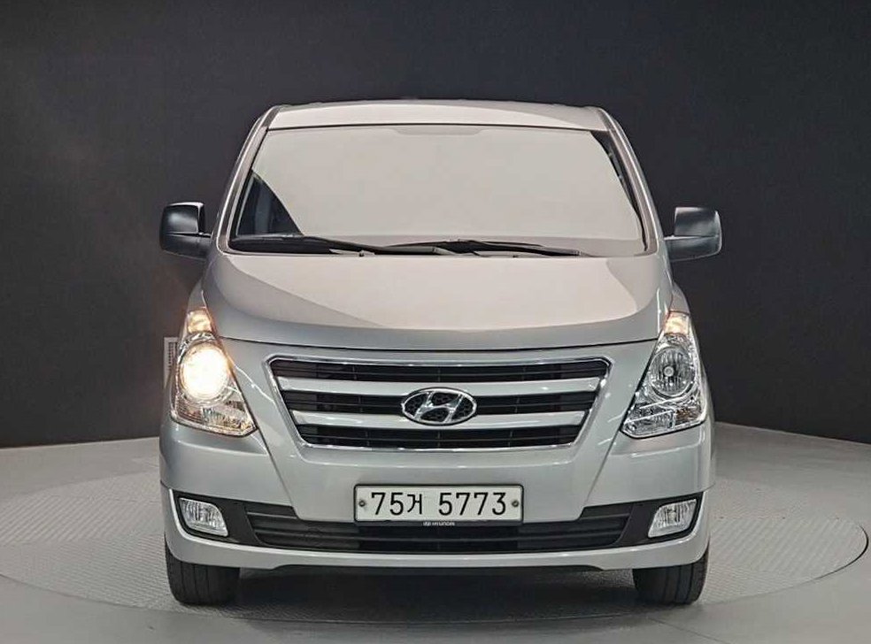 현대 스타렉스 12인승 왜건 사진 2