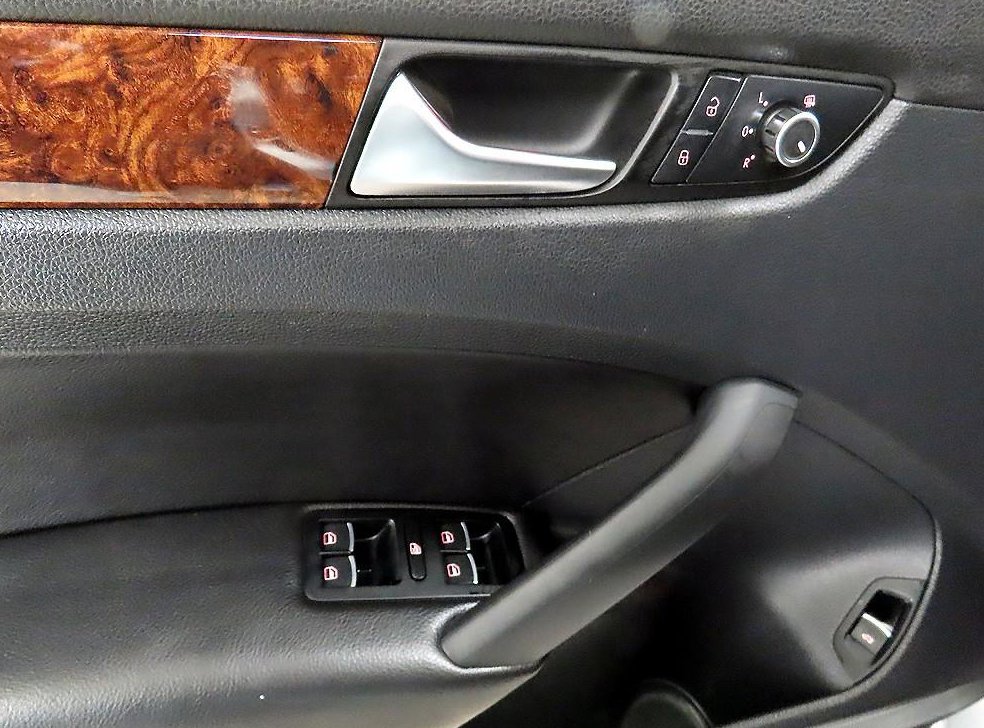 폭스바겐 파사트 2.0 TDI 사진 11