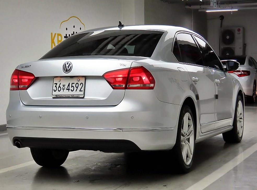 폭스바겐 파사트 2.0 TDI 사진 4