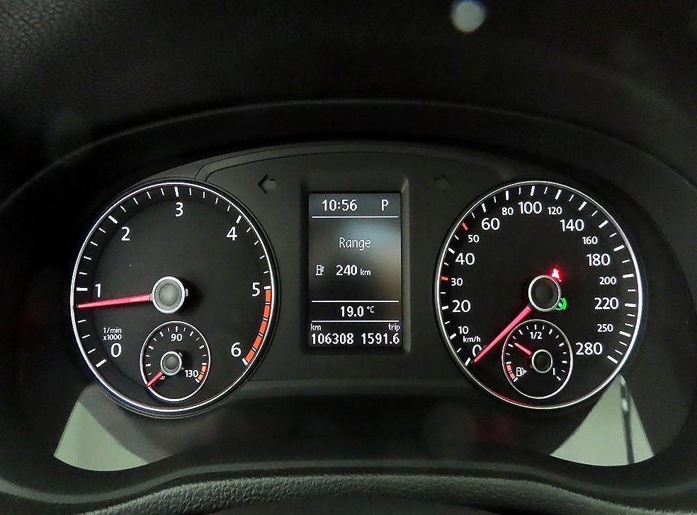 폭스바겐 파사트 2.0 TDI 사진 6