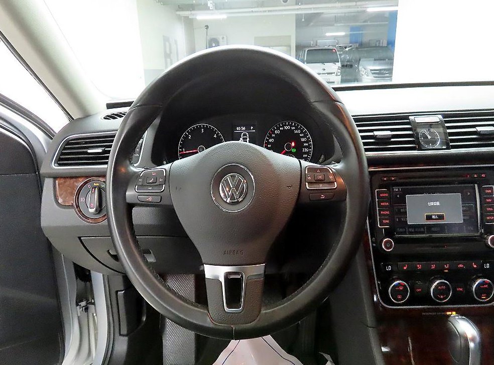 폭스바겐 파사트 2.0 TDI 사진 7