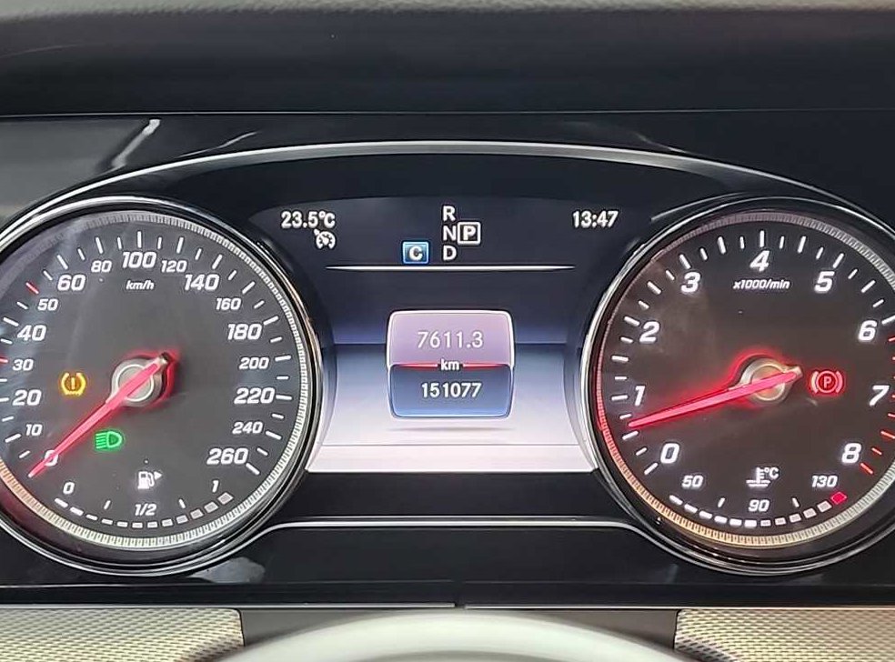 벤츠 E 클래스 E300 아방가르드 사진 6