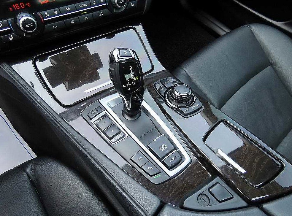 BMW 5시리즈 520d 사진 11