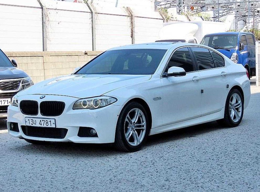BMW 5시리즈 520d 사진 2