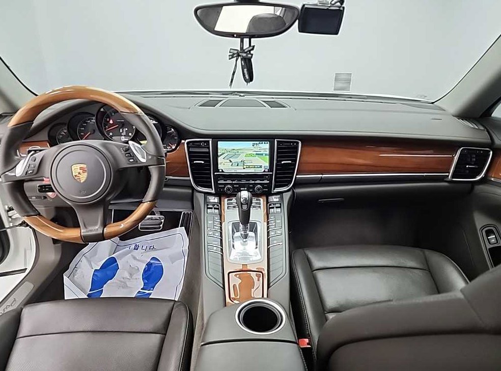포르쉐 파나메라 3.6 AWD 사진 7
