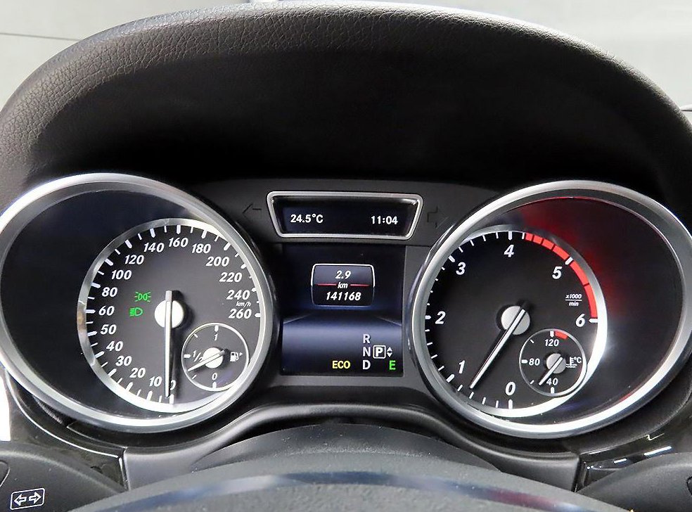 벤츠 M 클래스 ML250 블루텍 4매틱 사진 8