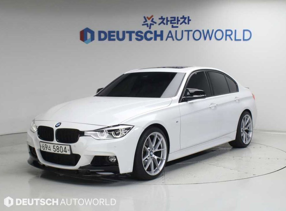 BMW 3시리즈 330i M 스포츠