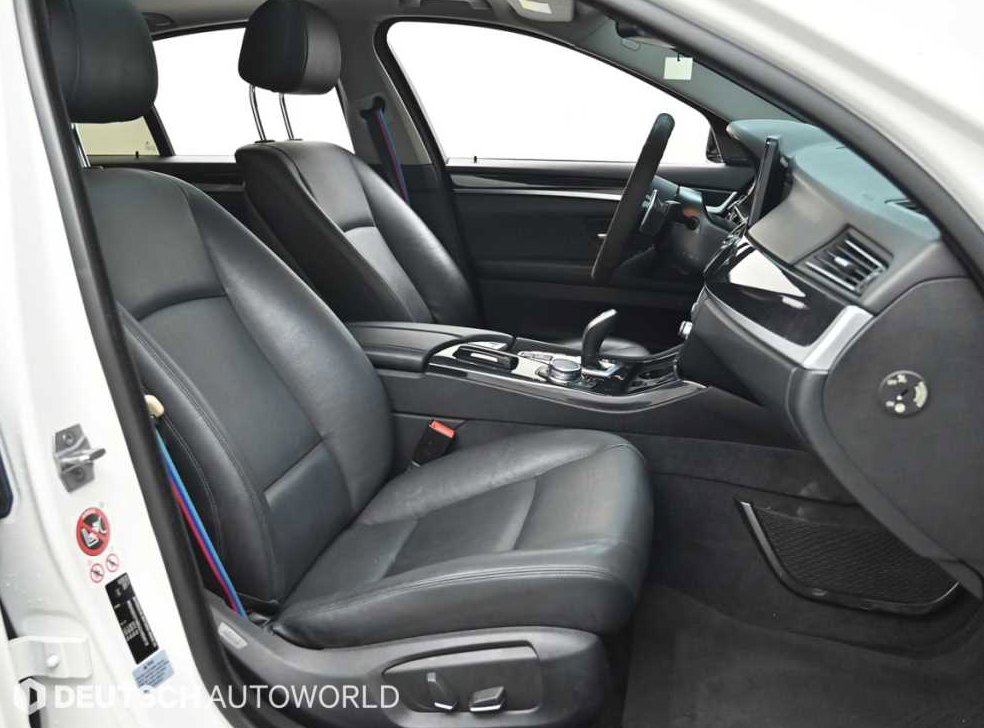 BMW 5시리즈 530d xDrive M 에어로 다이나믹 프로 사진 10