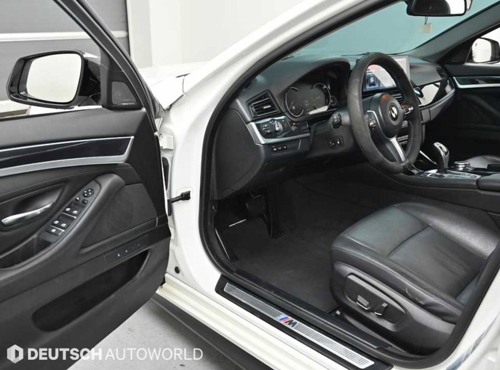 BMW 5시리즈 530d xDrive M 에어로 다이나믹 프로 사진 11