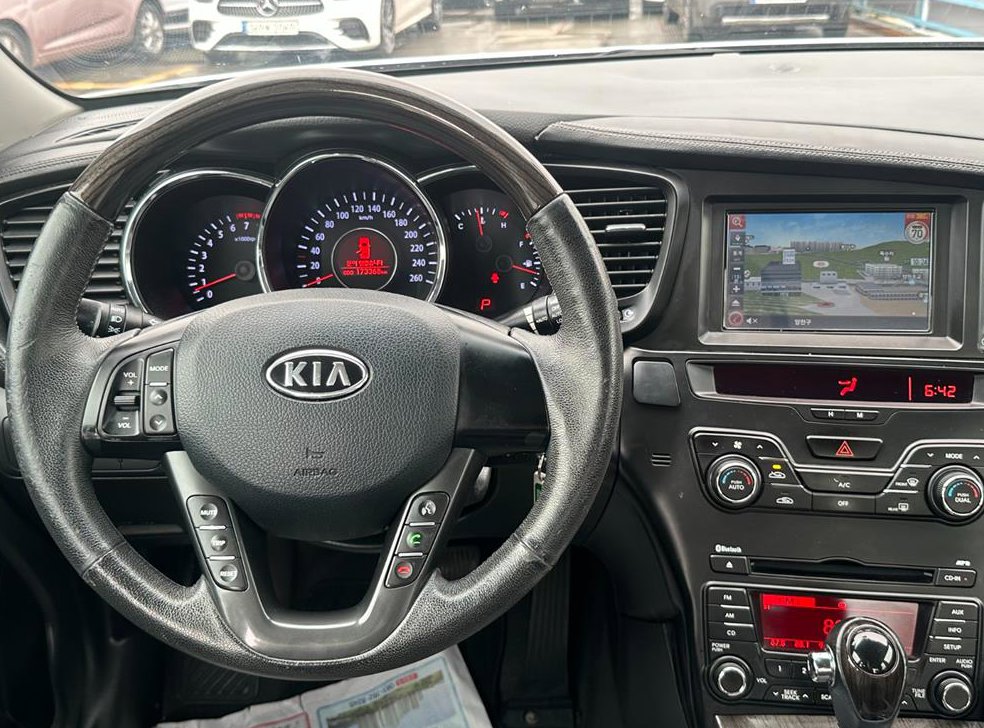 기아 K5 LPI 2.0 사진 9