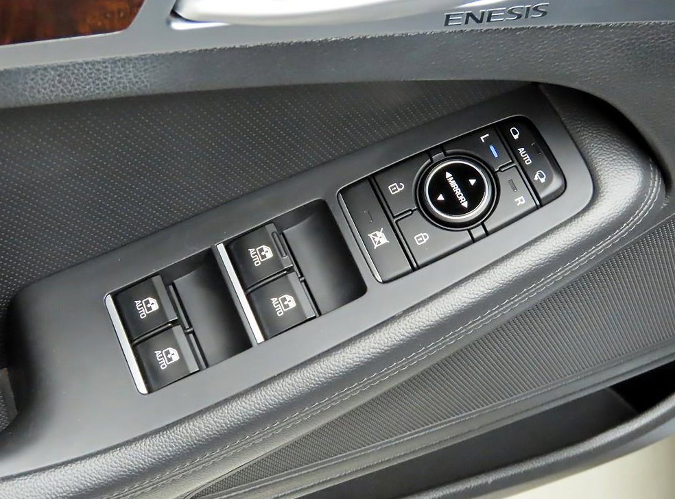현대 제네시스 G330 모던 AWD 사진 11