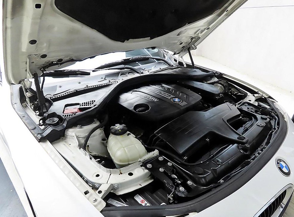 BMW 3시리즈 320d 사진 18