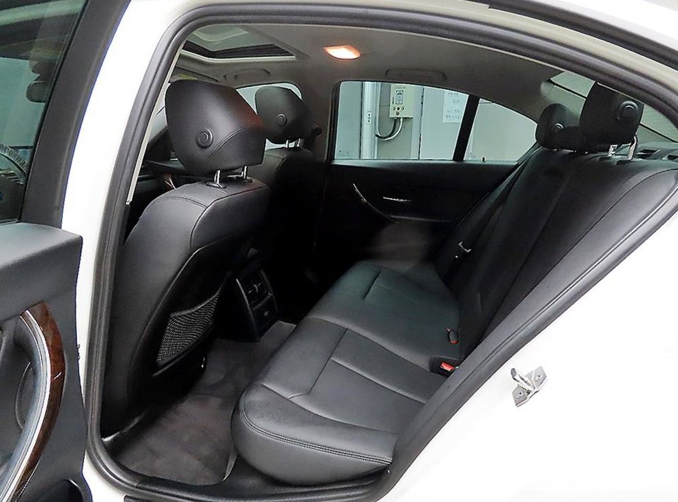 BMW 3시리즈 320d 사진 6