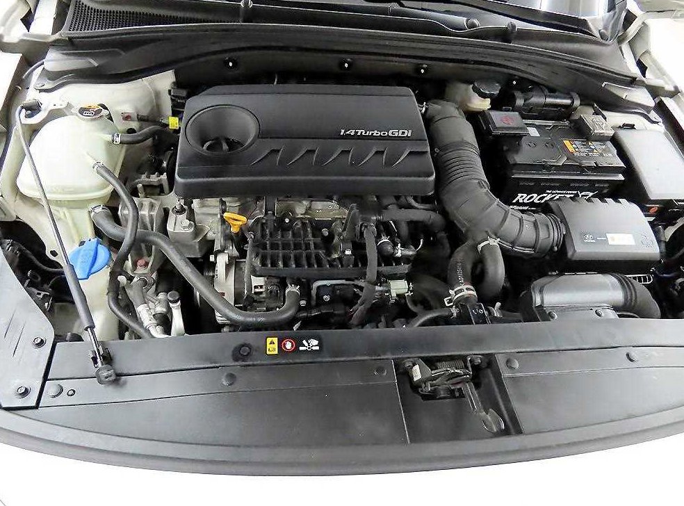 현대 i30 1.4 터보 사진 19